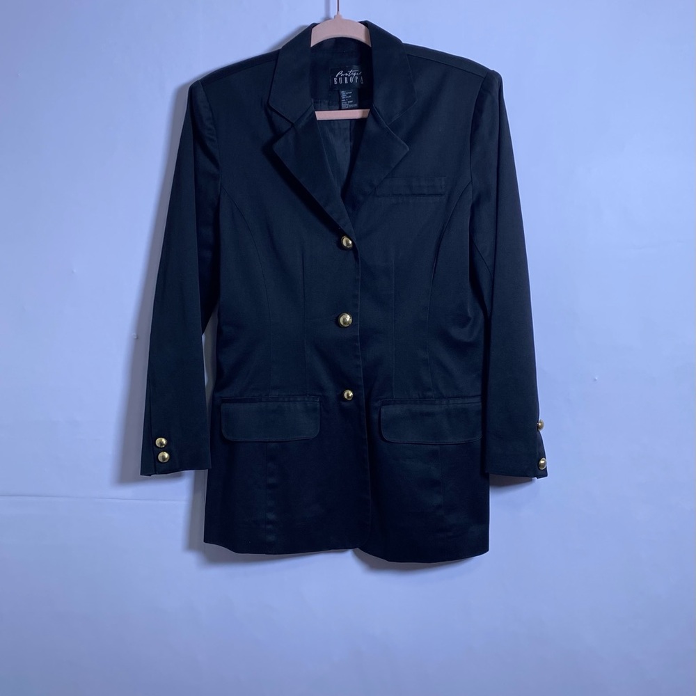 Elegant Black Blazer with Gold Accents